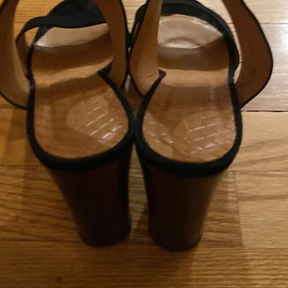 Chie Mihara heels EU 38.5 black with ankle strap closure excellent like new cond - Picture 3 of 11